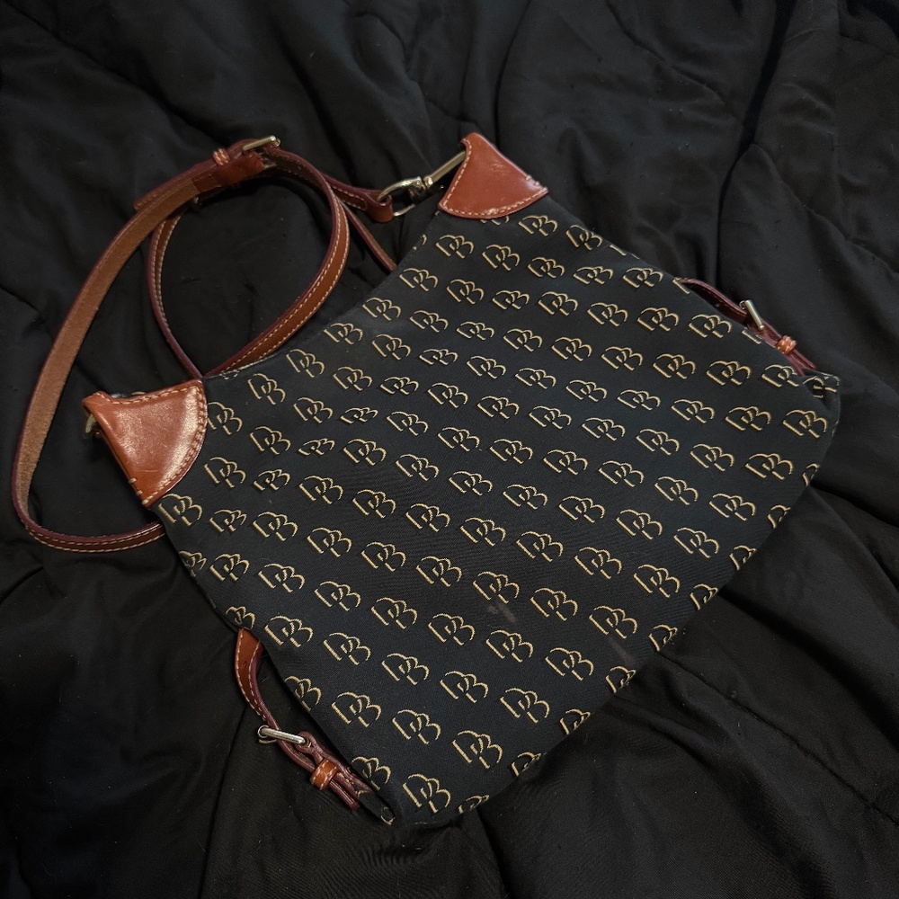 Dooney & Bourke Bag